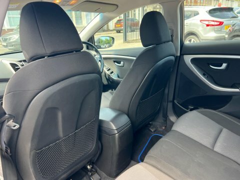 Hyundai I30 Active Blue Drive Silver #25
