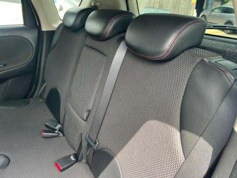 Nissan Note Hatchback 1.6 16V N-tec 2011 Red #18