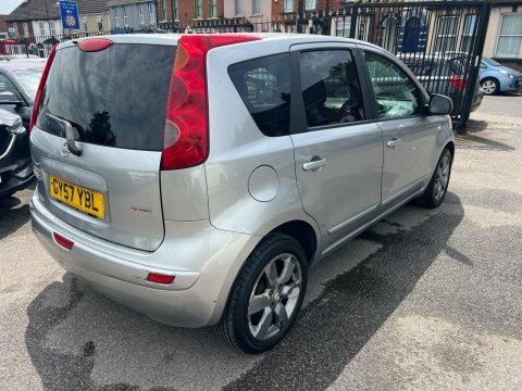 Nissan Note 1.6 16V Tekna Silver #5