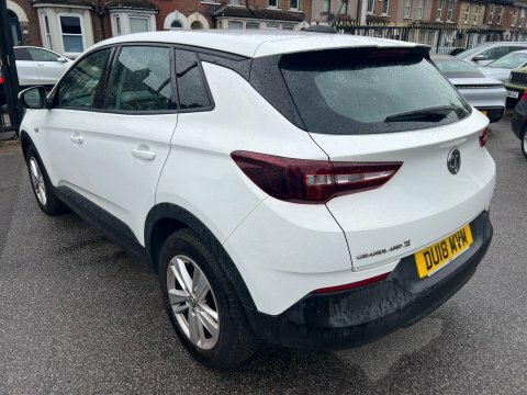 Vauxhall Grandland X 1.2 Turbo Se White #3