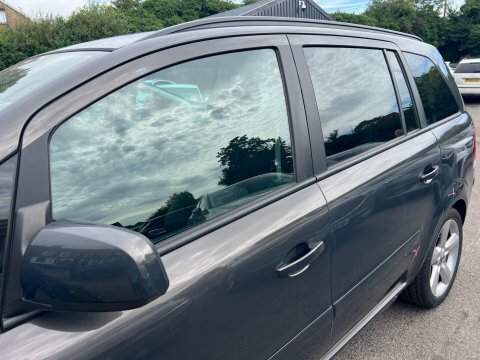 Vauxhall Zafira Sri Silver #14