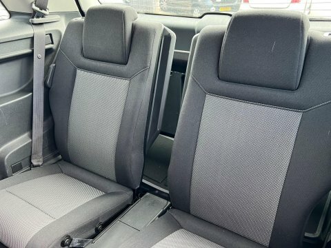 Vauxhall Zafira Sri Silver #28