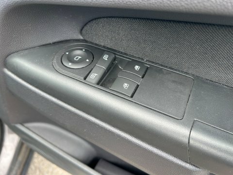 Vauxhall Zafira Sri Silver #31