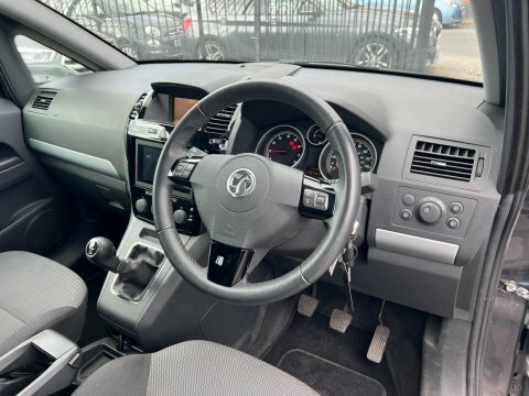 Vauxhall Zafira Sri Silver #17