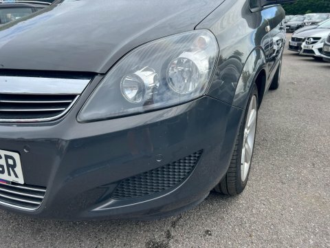 Vauxhall Zafira Sri Silver #10