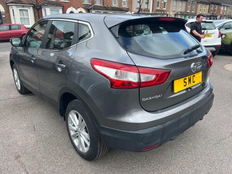 Nissan Qashqai 1.2 Dig-t Acenta Grey #3