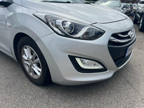 Hyundai I30 Crdi Se Nav Silver #10