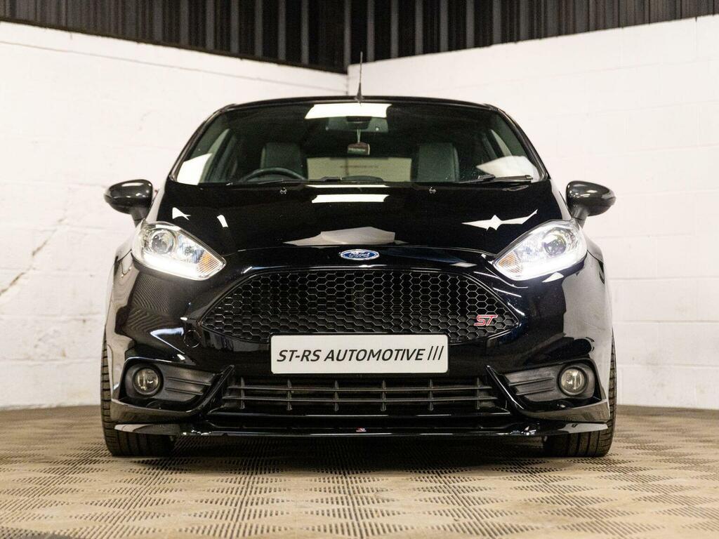 Ford Fiesta 1.6T Ecoboost St-3 Euro 6 Black #2