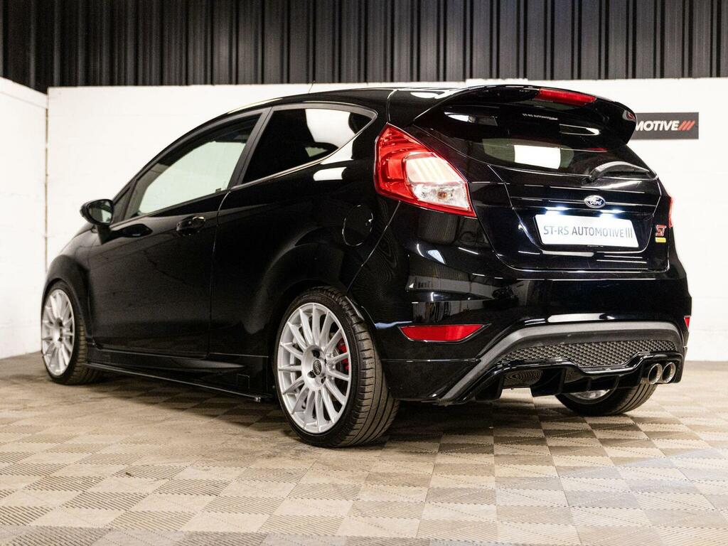 Ford Fiesta 1.6T Ecoboost St-3 Euro 6 Black #3