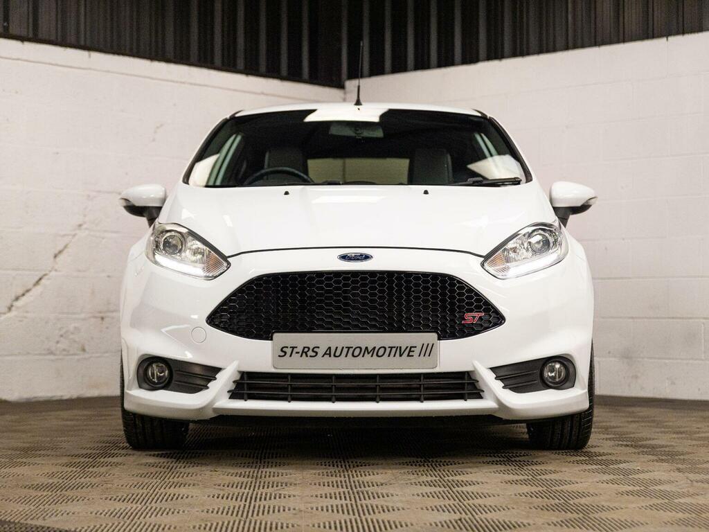 Ford Fiesta Hatchback 1.6T Ecoboost St-2 Euro 6 201717 LM17ORO White #2