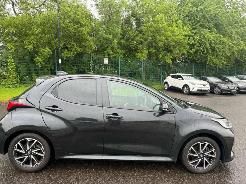 Toyota Yaris Design 1.5 Hybrid Cvt - 2023 23 SY23WNU Black #6