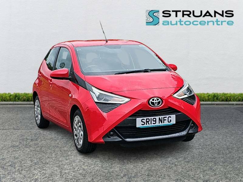Toyota Aygo X X-play 1.0 Vvt-i - 2019 19 Red