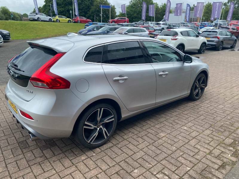Volvo V40 R-design Pro D3 150 Silver #5