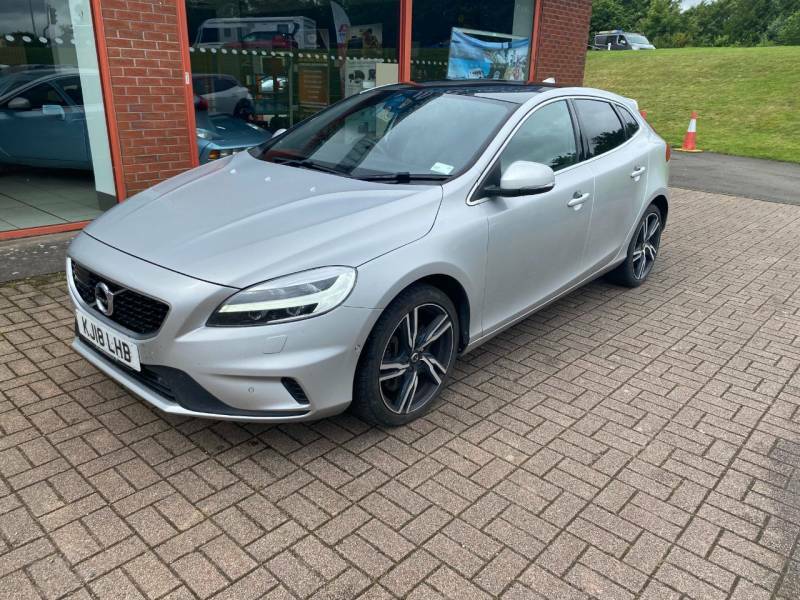 Volvo V40 R-design Pro D3 150 Silver #2