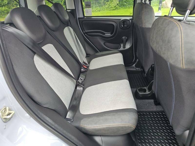 Fiat Panda 1.0 Mild Hybrid Garmin Touchscreen - 2023 7 Grey #8