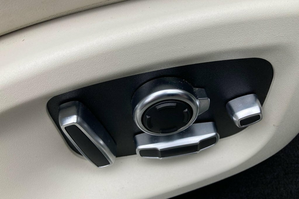 Jaguar I-Pace 0L Se 395 Bhp Silver #33