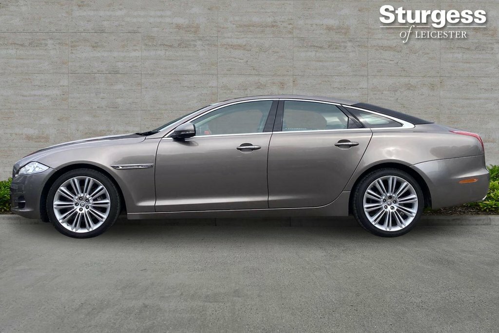 Jaguar XJ 5L Portfolio Grey #4