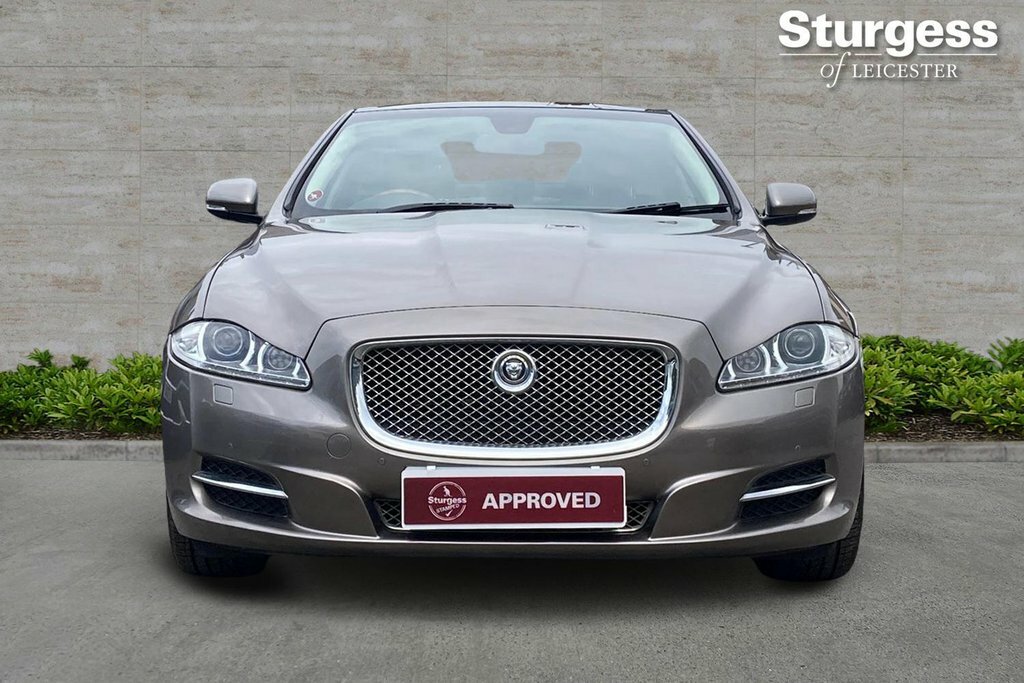 Jaguar XJ 5L Portfolio Grey #2