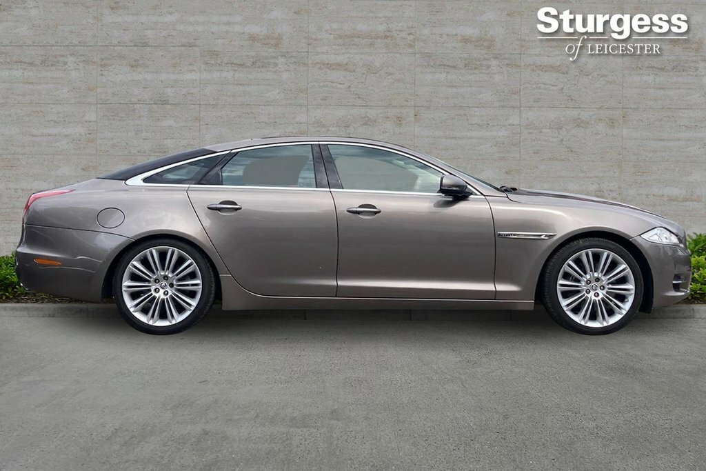 Jaguar XJ Saloon 3 Grey #8