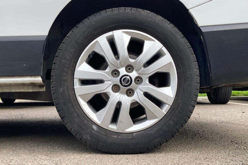 Nissan Primastar 2L Visia White #27