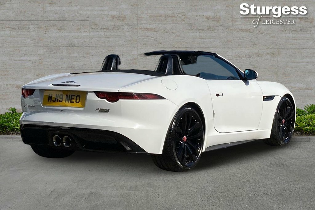 Jaguar F-Type 3L R-dynamic White #5