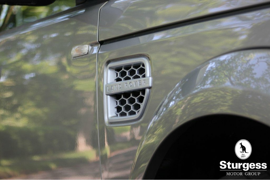 Land Rover Discovery Commercial Dynamic Hse Black #34