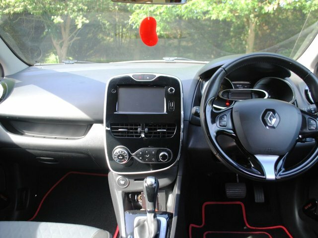 Renault Clio 1.5 Dci Dynamique S FX15ZFG Red #4
