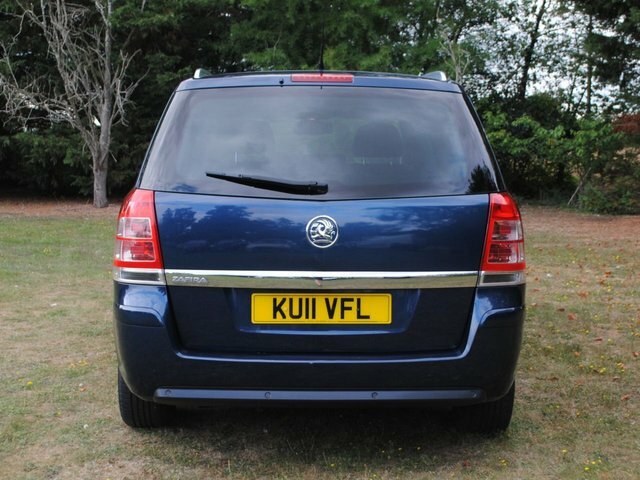 Vauxhall Zafira Design Silver #10