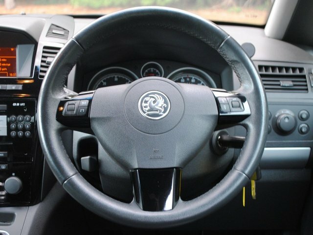 Vauxhall Zafira Design Silver #15