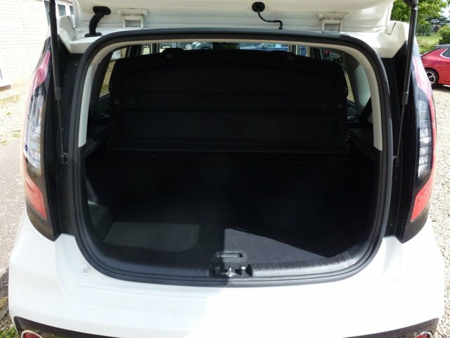 Kia Soul 1.6 Crdi 2 Dct White #8