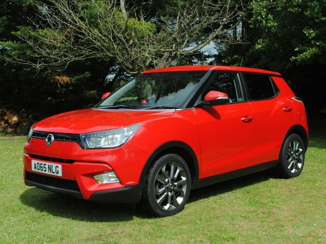 SsangYong Tivoli 1.6 E-xgi Elx Suv Red