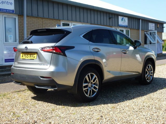 Lexus NX 2.5 300H Luxury Suv AY65NVG Silver #6
