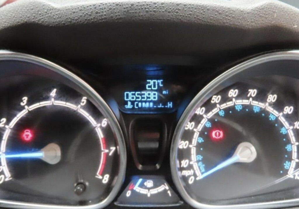 Ford Fiesta 1.3 Zetec 2015 YP15VGF Silver #3