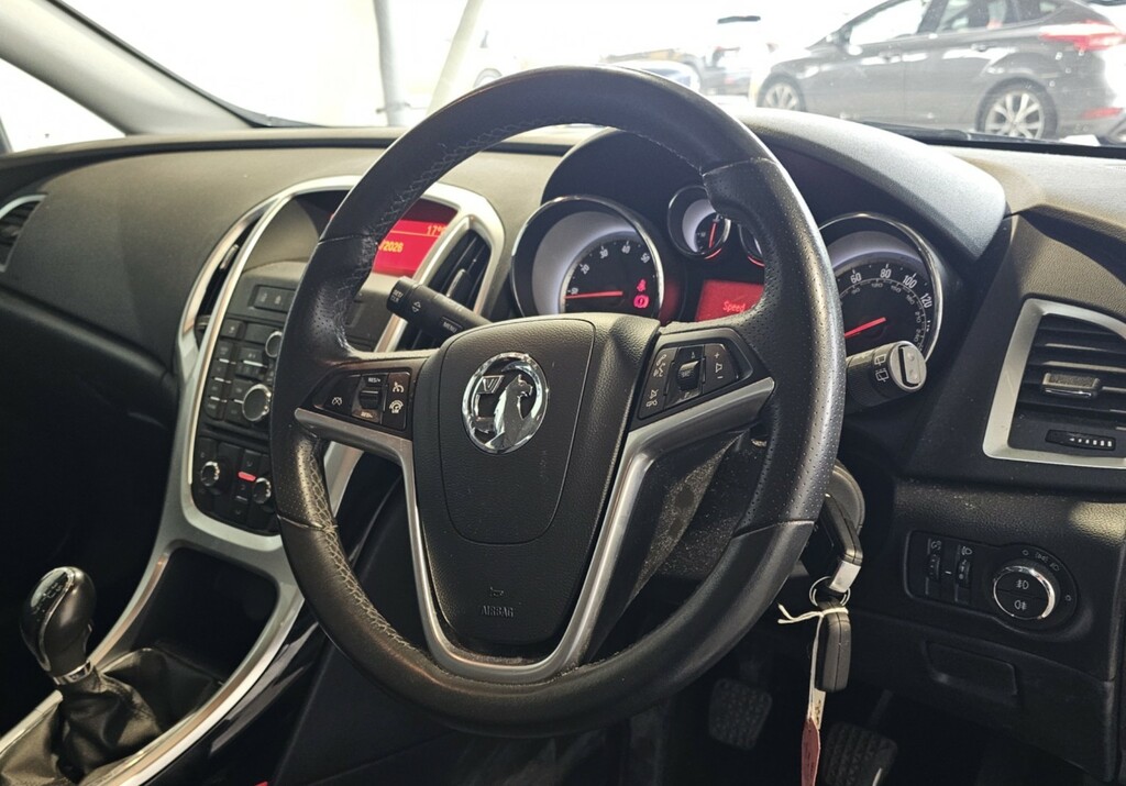 Vauxhall Astra 2.0 Cdti Sri Euro 5 White #3
