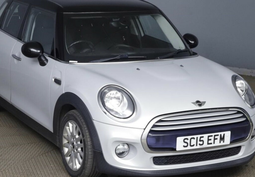 Mini Hatch 1.5 5-Door Hatch Cooper D 2015 Silver