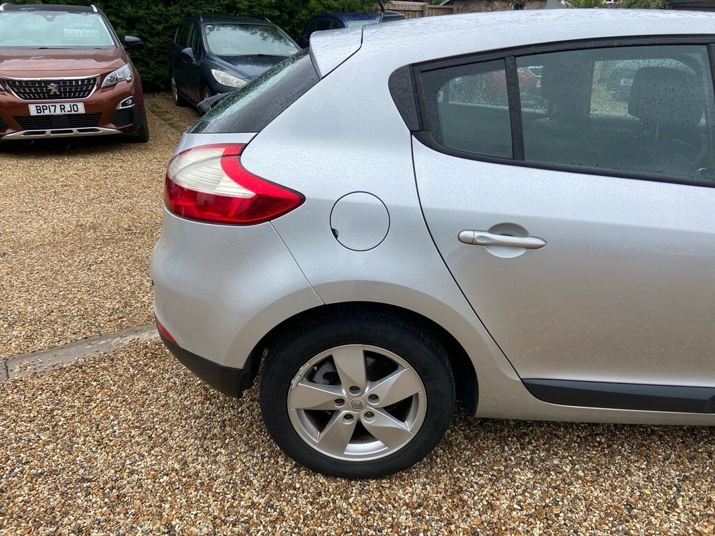 Renault Megane 1.6 16V 110 Dynamique Tomtom Blue #33