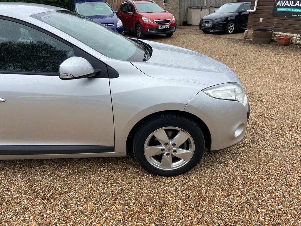 Renault Megane 1.6 16V 110 Dynamique Tomtom Blue #67