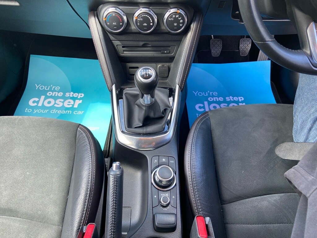 Mazda 2 Skyactiv-g Se-l Grey #67