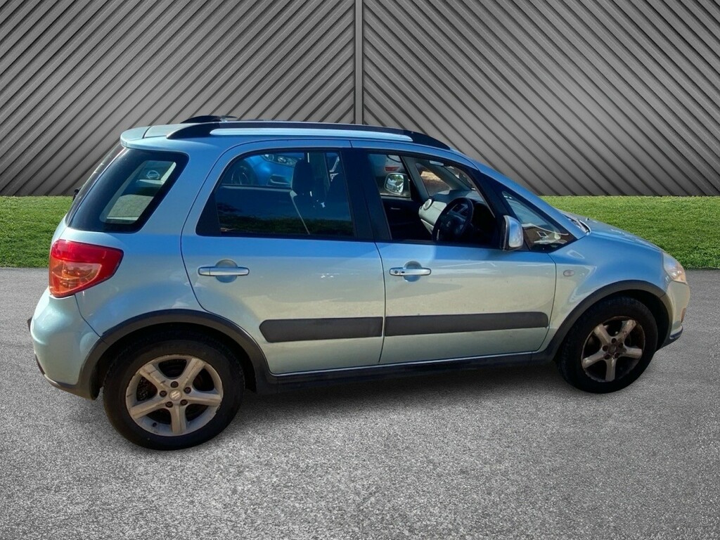 Suzuki SX4 1.6 Gl 107 Bhp Red #9