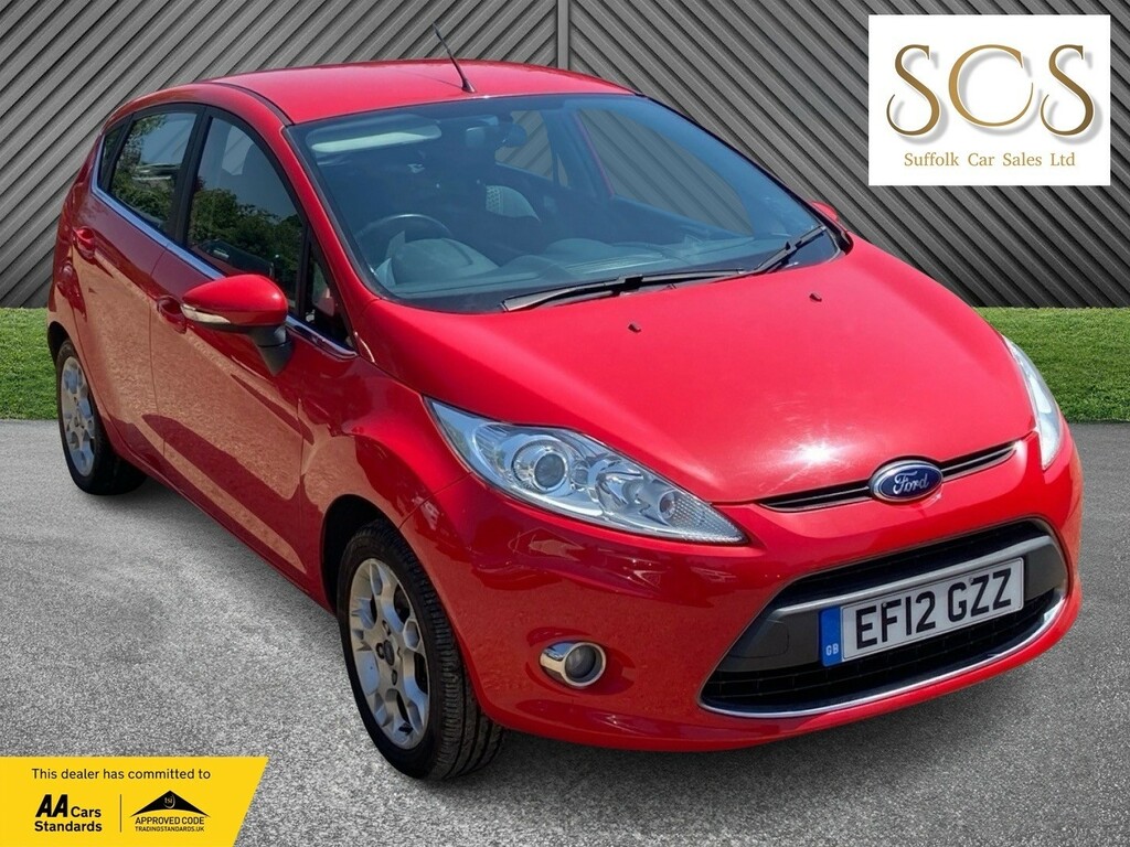 Ford Fiesta Hatchback 1.4 Zetec 201212 Red