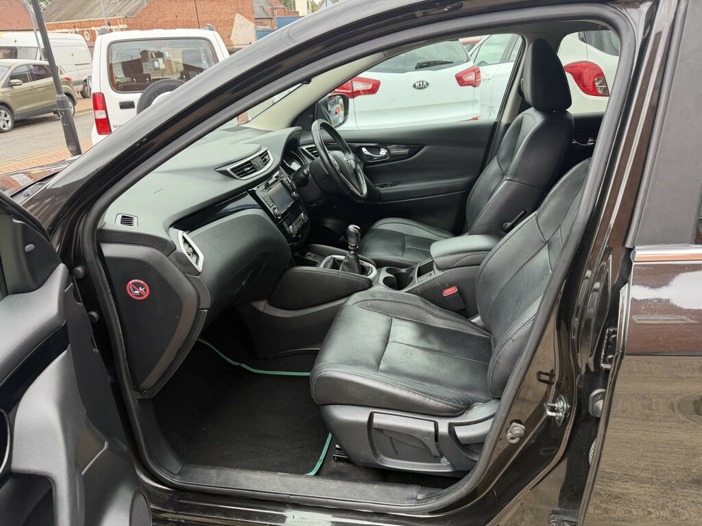 Nissan Qashqai 1.5 Dci Tekna BK66WFA Black #6