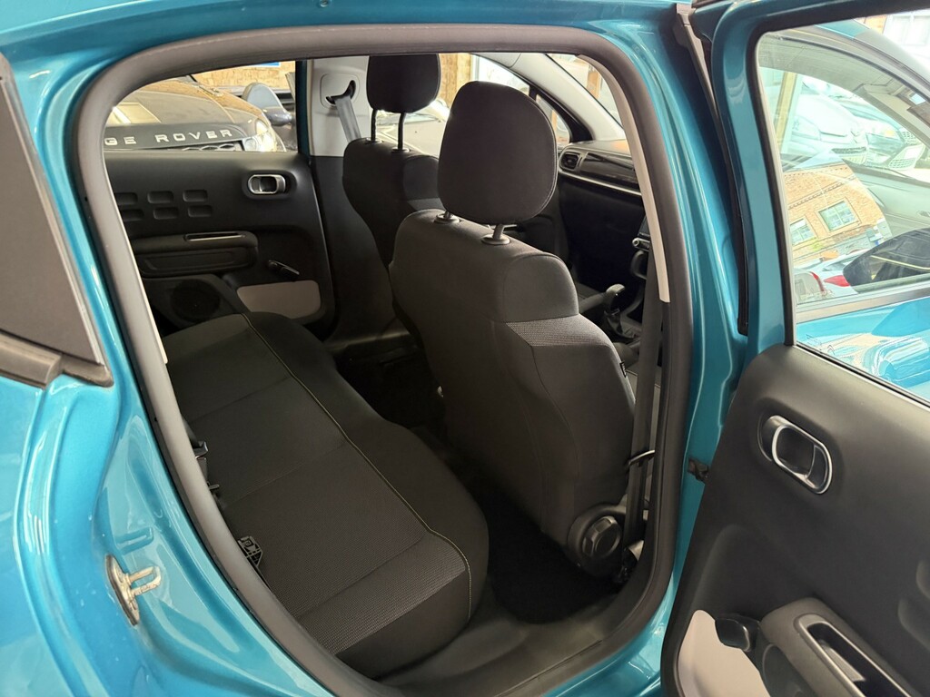 Citroen C3 1.2 Puretech Shine Plus Red #13