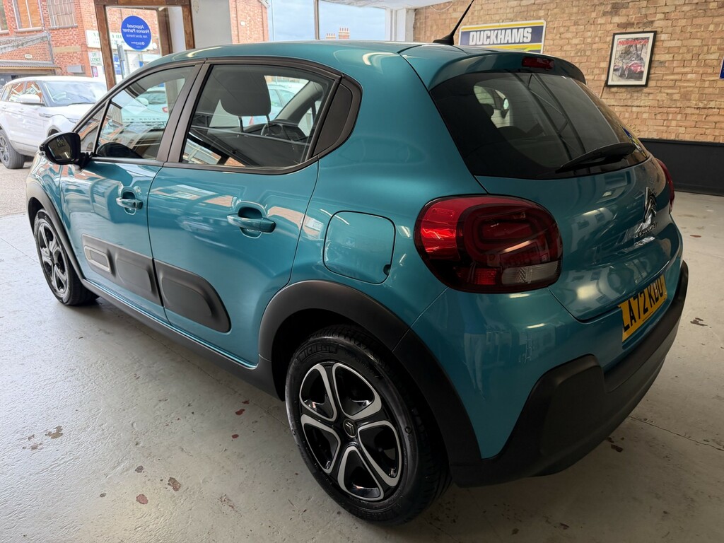 Citroen C3 1.2 Puretech Shine Plus Red #8