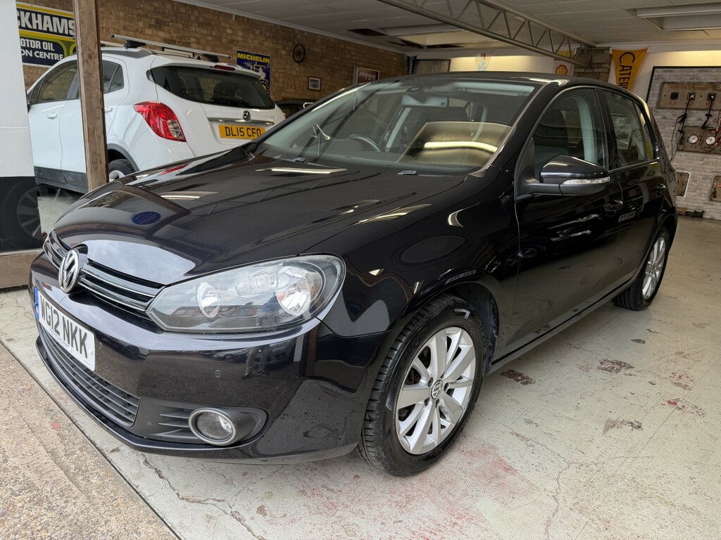 Volkswagen Golf 2.0 Tdi Match Black #3