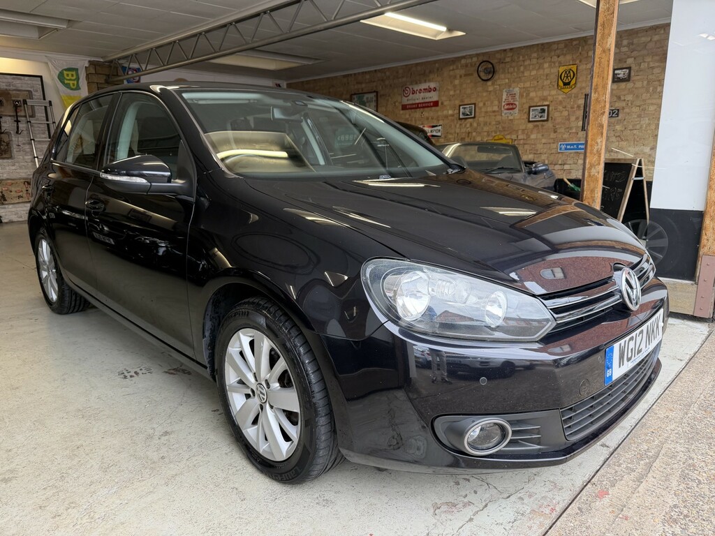 Volkswagen Golf 2.0 Tdi Match Black
