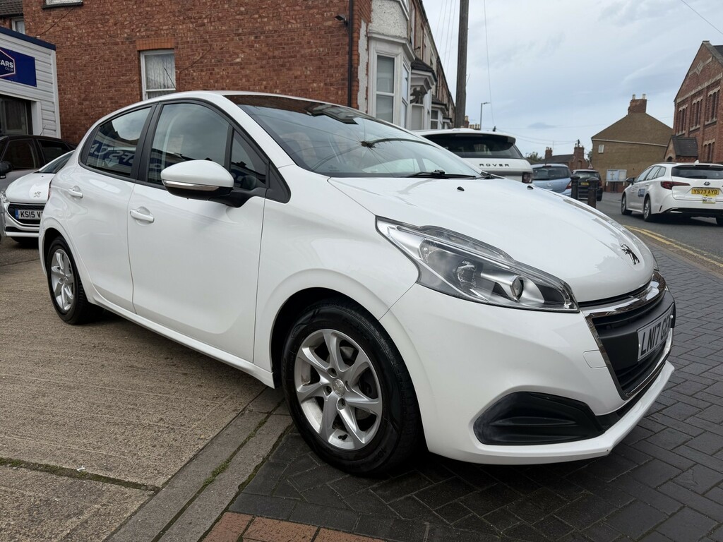 Peugeot 208 1.2 Puretech Active White