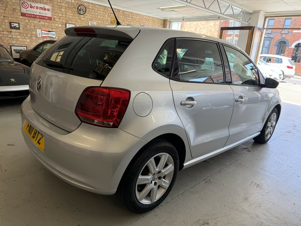 Volkswagen Polo S Ac Black #11