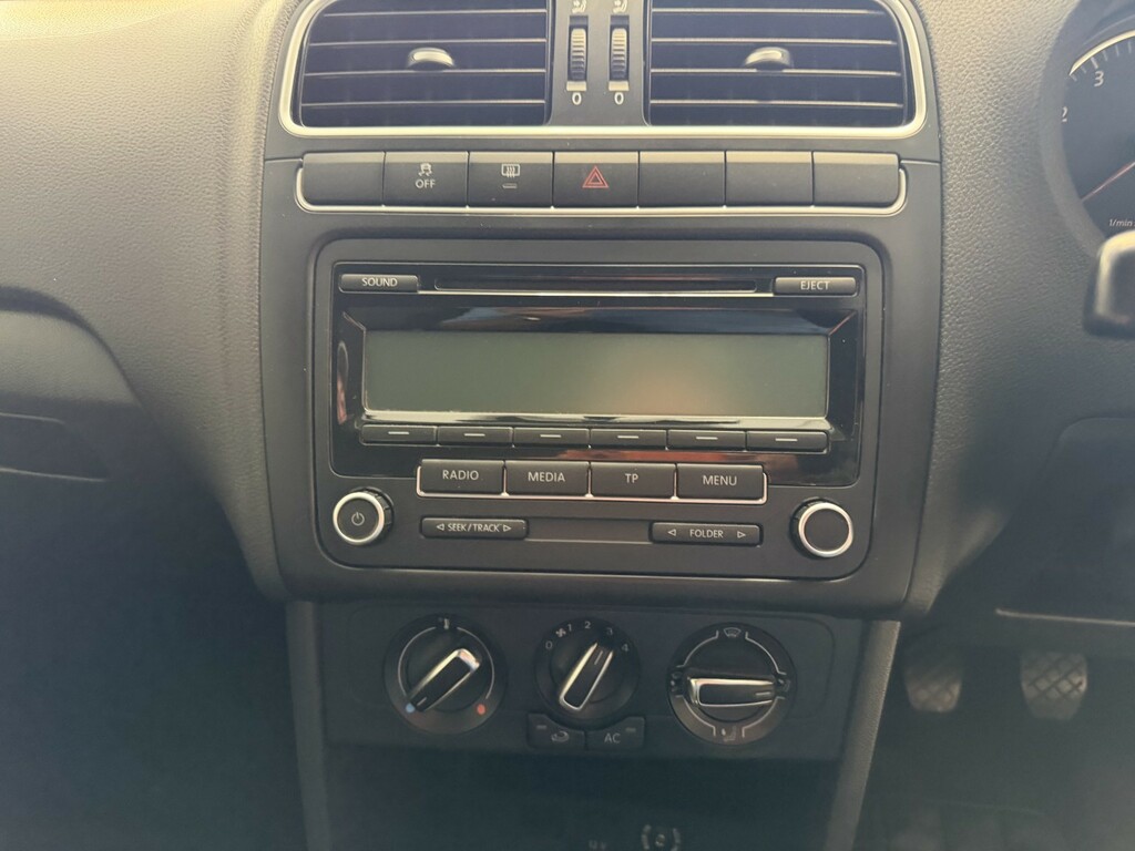 Volkswagen Polo S Ac Black #18