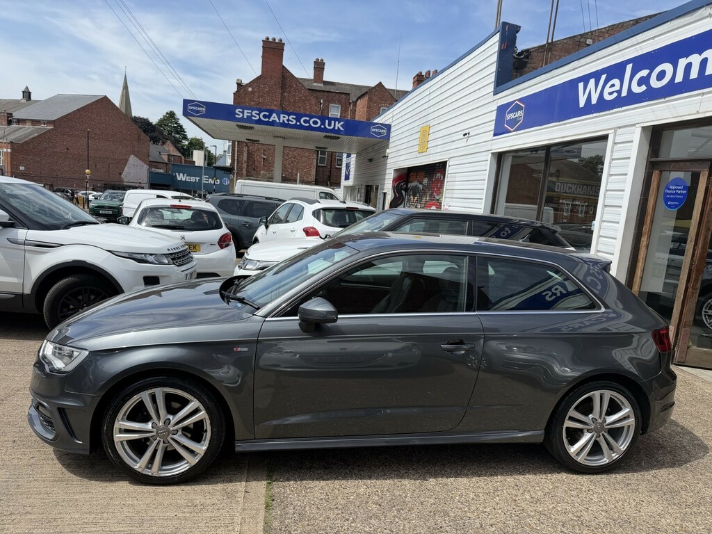 Audi A3 1.4 Tfsi Cod S Line Grey #4