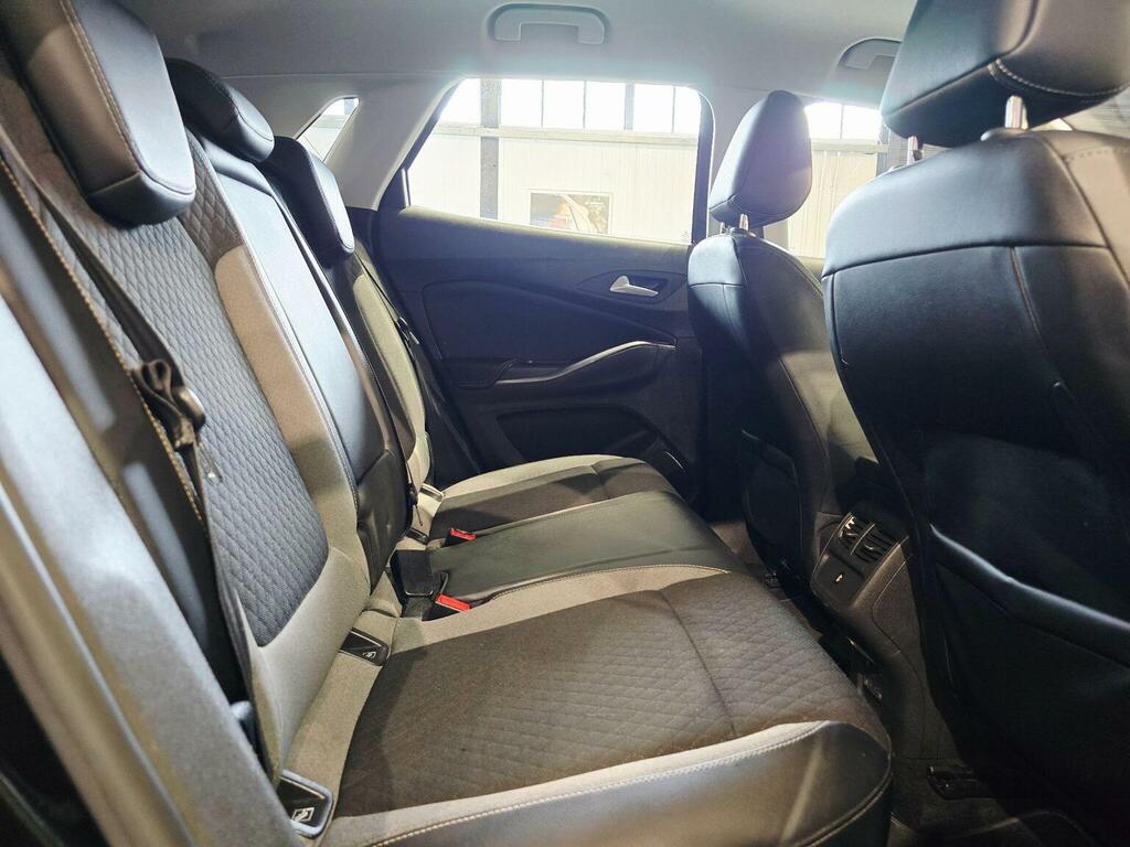 Vauxhall Grandland X 1.5 Turbo D Tech Line Nav Red #41